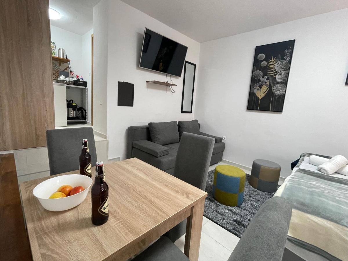 Old Town Bridge Apartment زادار المظهر الخارجي الصورة